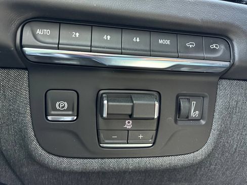 Used 2026 Cadillac Escalade Platinum Sport AWD/4WD image 13