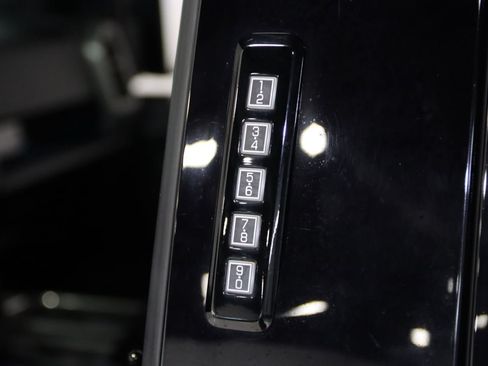 Used 2020 Ford F150 Raptor AWD/4WD image 17