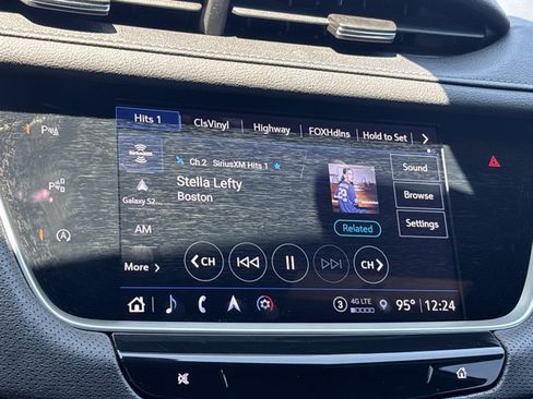 Used 2022 Cadillac XT5 Premium Luxury w/ Technology Package FWD image 34