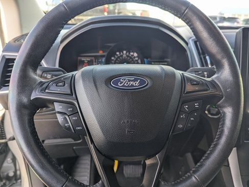 Used 2022 Ford Edge SEL image 19
