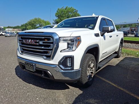 Used 2019 GMC Sierra 1500 SLT w/ SLT Convenience Package AWD/4WD image 3