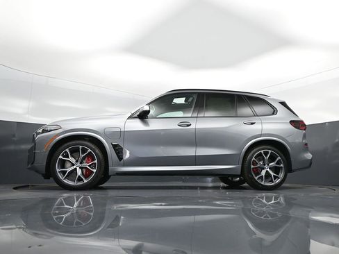 New 2026 BMW X5 xDrive50e w/ M Sport Package image 39