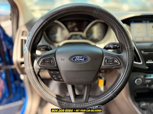 Used 2018 Ford Focus SEL FWD image 17