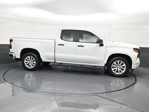 Used 2023 Chevrolet Silverado 1500 Custom RWD image 7