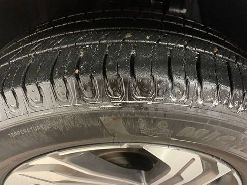 Used 2022 Hyundai Santa Fe SEL image 25