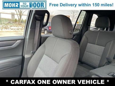 Used 2025 GMC Acadia Elevation image 27