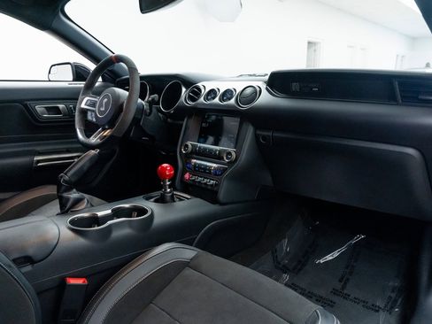 Used 2018 Ford Mustang Shelby GT350 w/ Convenience Package image 18