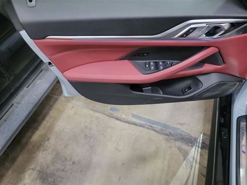 Used 2023 BMW i4 eDrive40 RWD image 8
