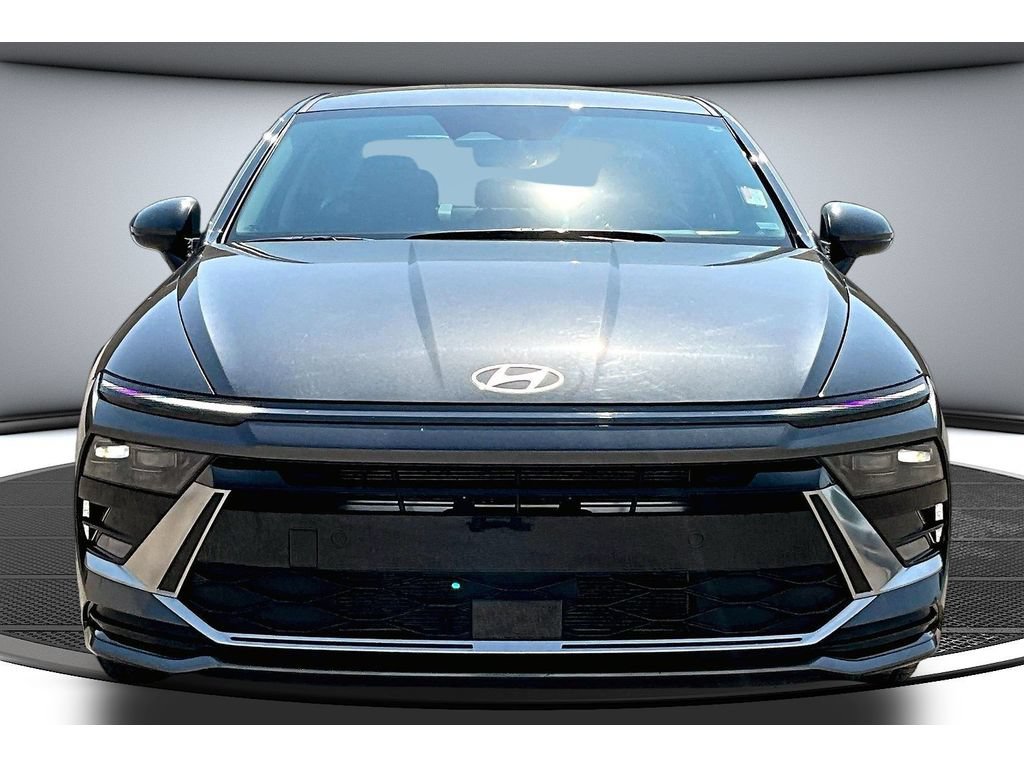 Used 2025 Hyundai Sonata SEL FWD image 4