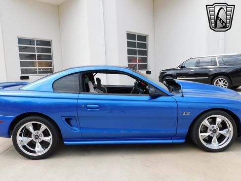 Used 1994 Ford Mustang GT image 12