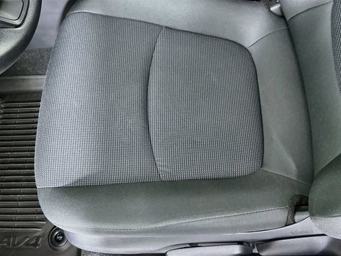 Used 2025 Toyota RAV4 LE AWD/4WD image 19