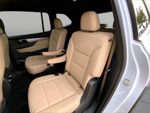 Used 2026 Buick Enclave Preferred w/ Super Cruise Package FWD image 19