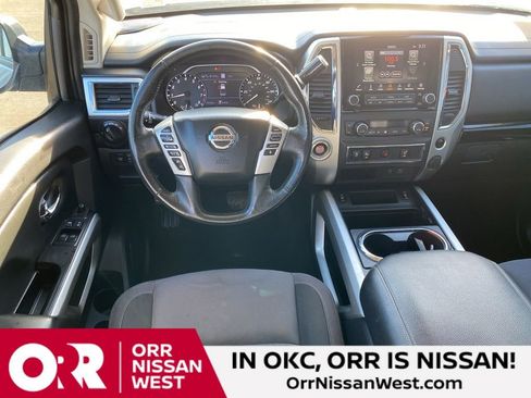 Used 2021 Nissan Titan SV w/ SV Convenience Package RWD image 22