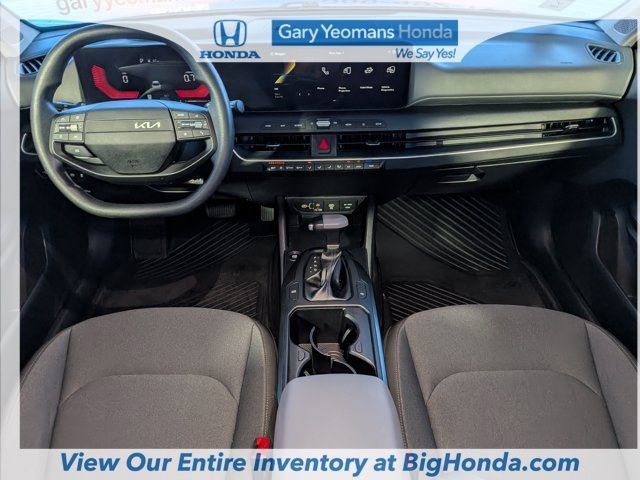 Used 2025 Kia K4 FWD image 15