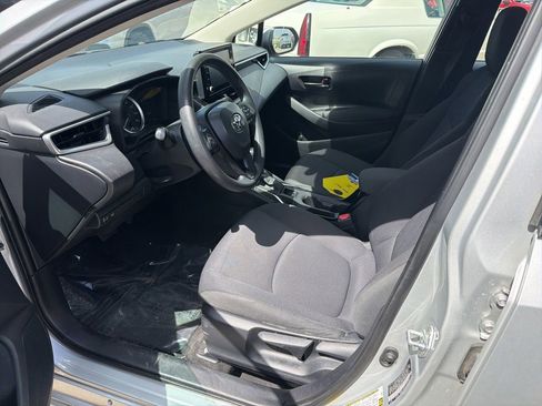 Used 2022 Toyota Corolla LE FWD image 17