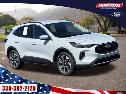 Used 2025 Ford Escape Platinum image 1