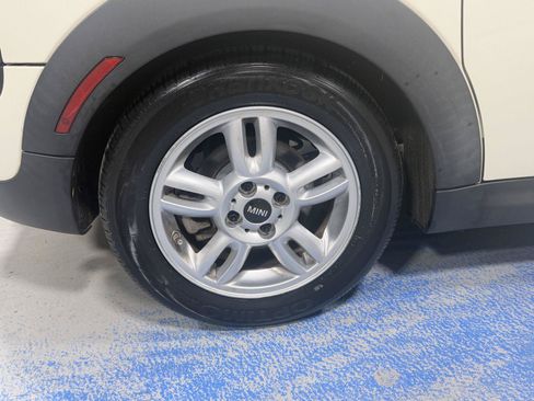 Used 2013 MINI Cooper Clubman FWD image 30