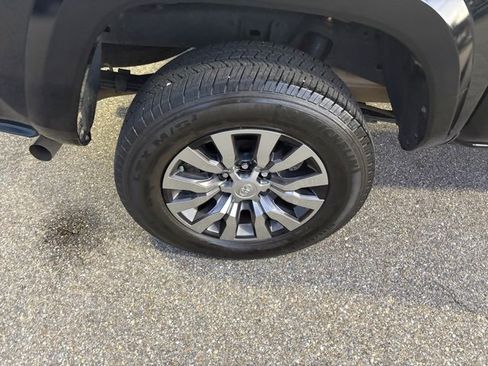 Used 2023 Toyota Tacoma Limited image 22