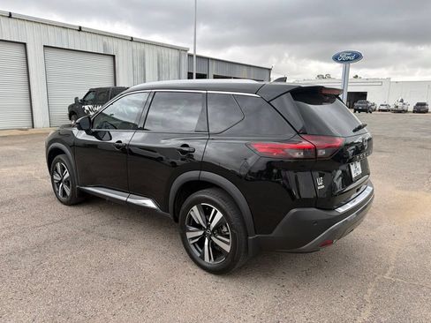 Used 2023 Nissan Rogue SL FWD image 3