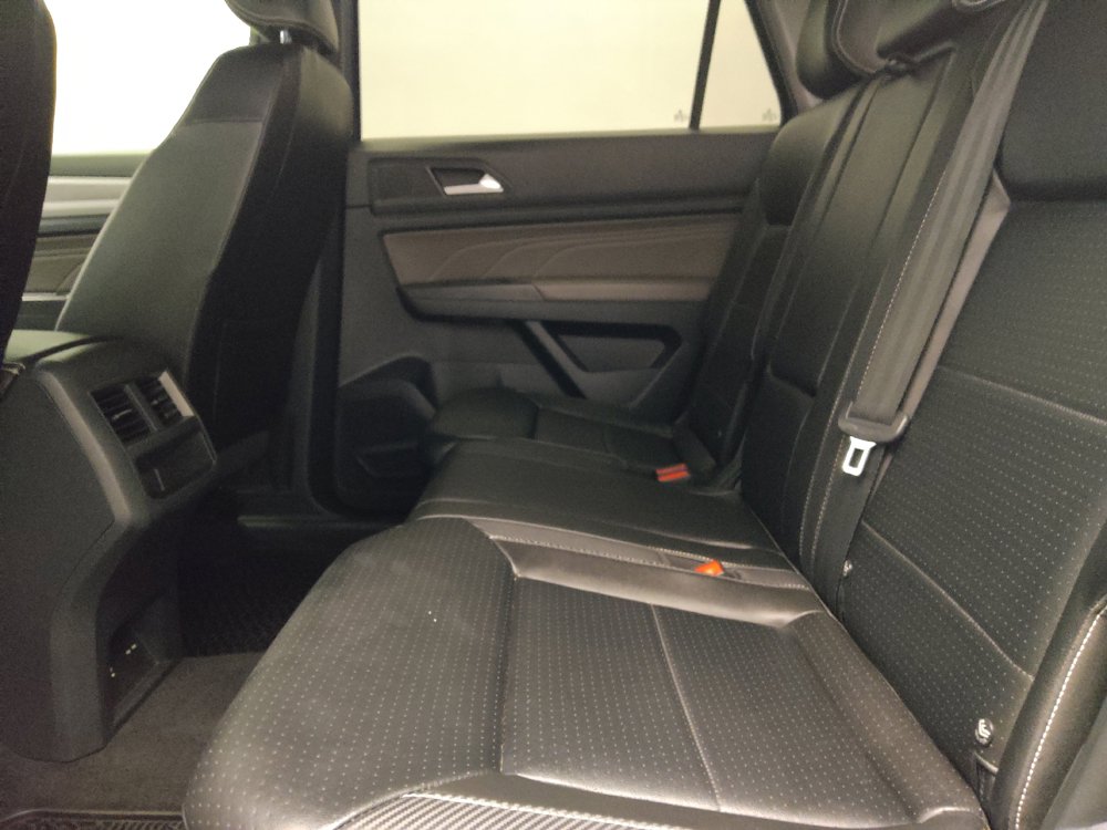 Used 2022 Volkswagen Atlas Cross Sport SE FWD image 18
