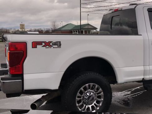 Used 2021 Ford F250 XLT w/ XLT Premium Package image 8