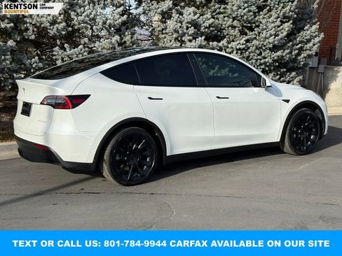 Used 2023 Tesla Model Y Long Range image 10