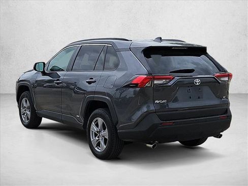 Used 2025 Toyota RAV4 LE AWD/4WD image 8