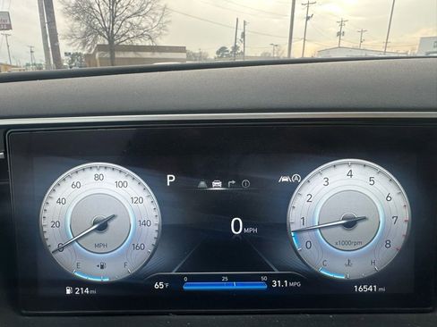 Used 2024 Hyundai Tucson Limited image 34