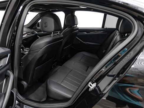 Used 2023 BMW 530e RWD image 36