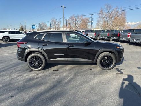 New 2026 Chevrolet Trax ACTIV w/ Driver Confidence Package FWD image 8