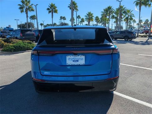 Used 2025 Jeep Wagoneer S Limited image 5