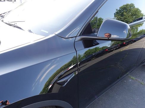 Used 2022 Tesla Model Y Performance AWD/4WD image 7