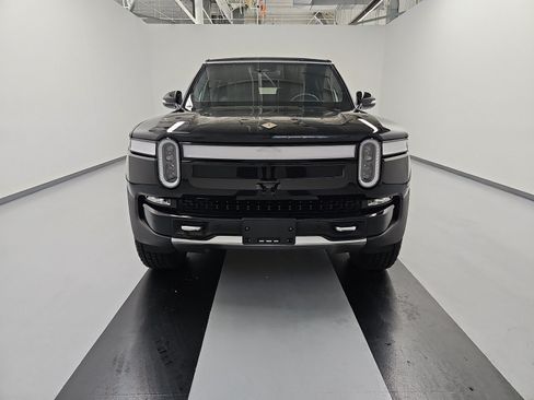 Used 2023 Rivian R1S Adventure AWD/4WD image 8