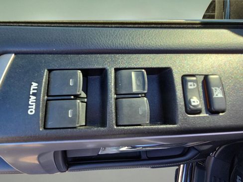 Used 2020 Toyota 4Runner Limited image 22