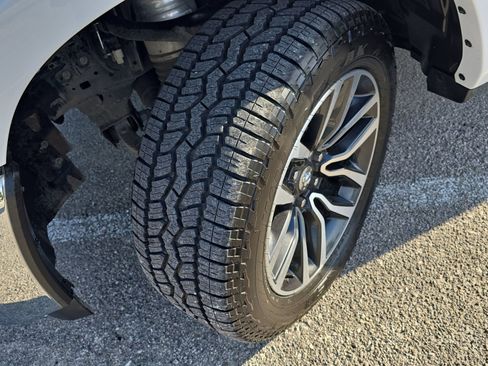 Used 2025 RAM 1500 Limited w/ Off Road Group image 33