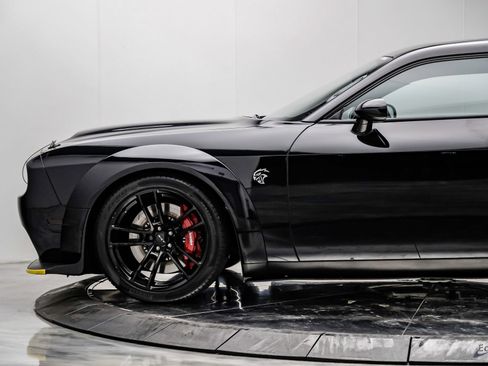 Used 2020 Dodge Challenger SRT Hellcat Redeye image 10