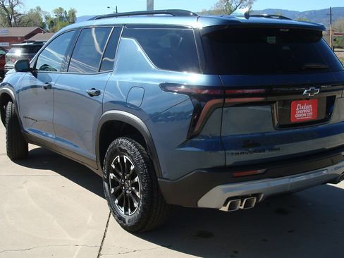 New 2026 Chevrolet Traverse Z71 w/ Enhanced Driving Package AWD/4WD image 6