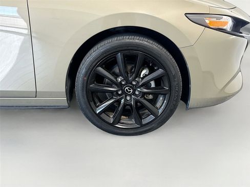 Used 2025 MAZDA MAZDA3 Carbon AWD/4WD image 33