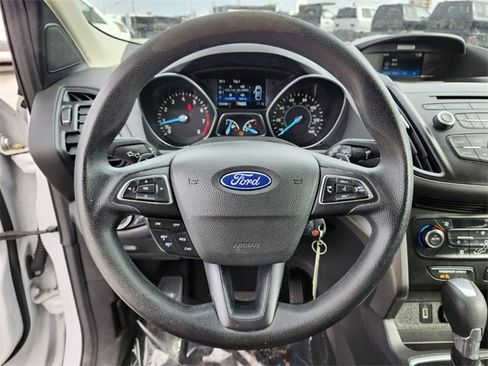 Certified 2017 Ford Escape SE image 26