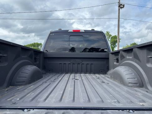 Used 2022 Ford F250 Lariat w/ Black Appearance Package AWD/4WD image 22
