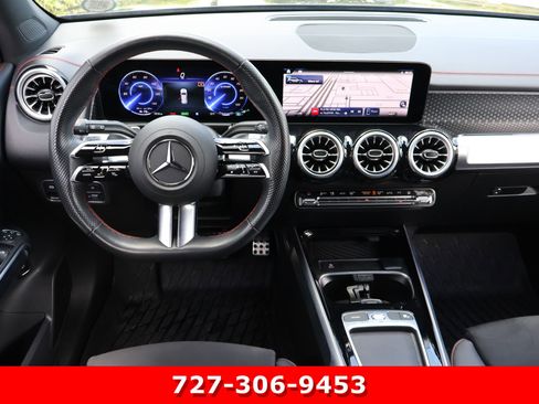 Certified 2024 Mercedes-Benz EQB 300 4MATIC image 20