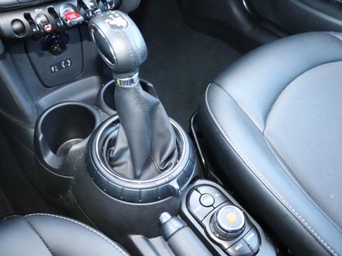 Used 2016 MINI Cooper 2-Door Hardtop image 21