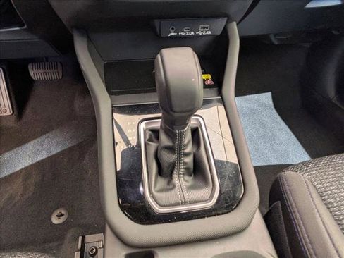 Used 2025 Subaru Forester Premium AWD/4WD image 14