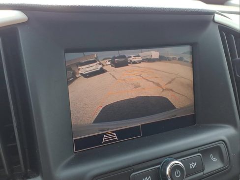 Used 2024 GMC Terrain SLE FWD image 24