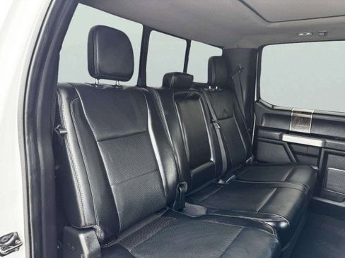 Used 2019 Ford F250 Lariat w/ Lariat Ultimate Package AWD/4WD image 49