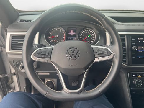 Used 2021 Volkswagen Atlas Cross Sport SE image 12