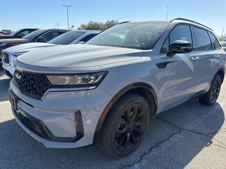 Used 2023 Kia Sorento SX video 1