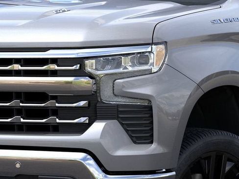 New 2026 Chevrolet Silverado 1500 LTZ w/ LTZ Convenience Package II AWD/4WD image 11