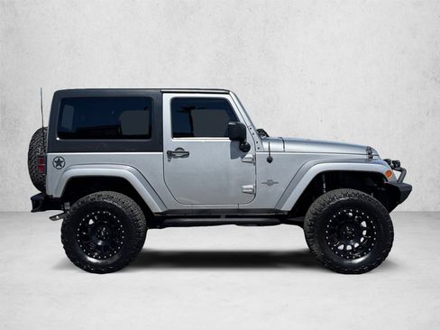 Used 2013 Jeep Wrangler Sport AWD/4WD image 4