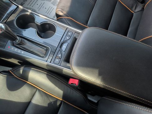 Used 2017 Chevrolet Impala Premier w/ Enhanced Convenience Package image 17